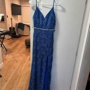 Blue Lace Spaghetti-Strap Evening Dress with Side Slit